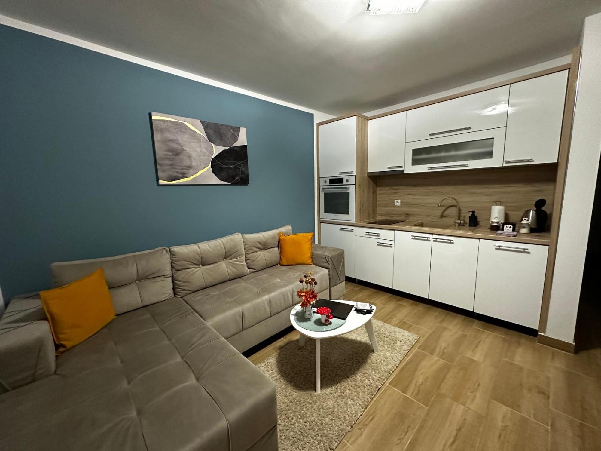 Apartmani Lotus Връдник Екстериор снимка