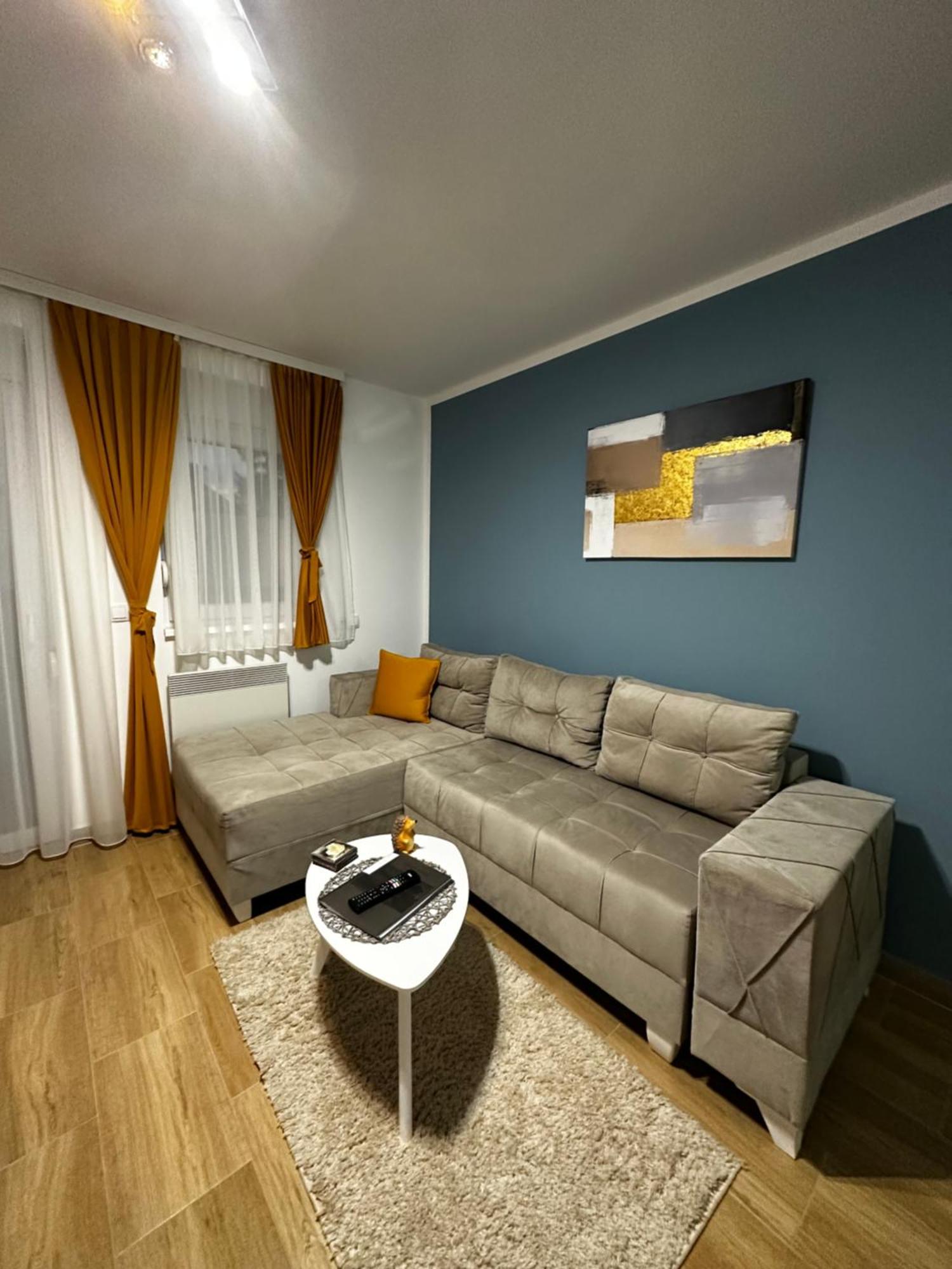 Apartmani Lotus Връдник Екстериор снимка