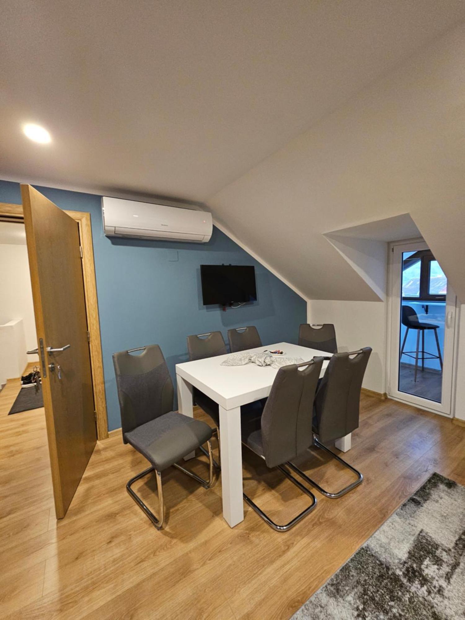 Apartmani Lotus Връдник Екстериор снимка