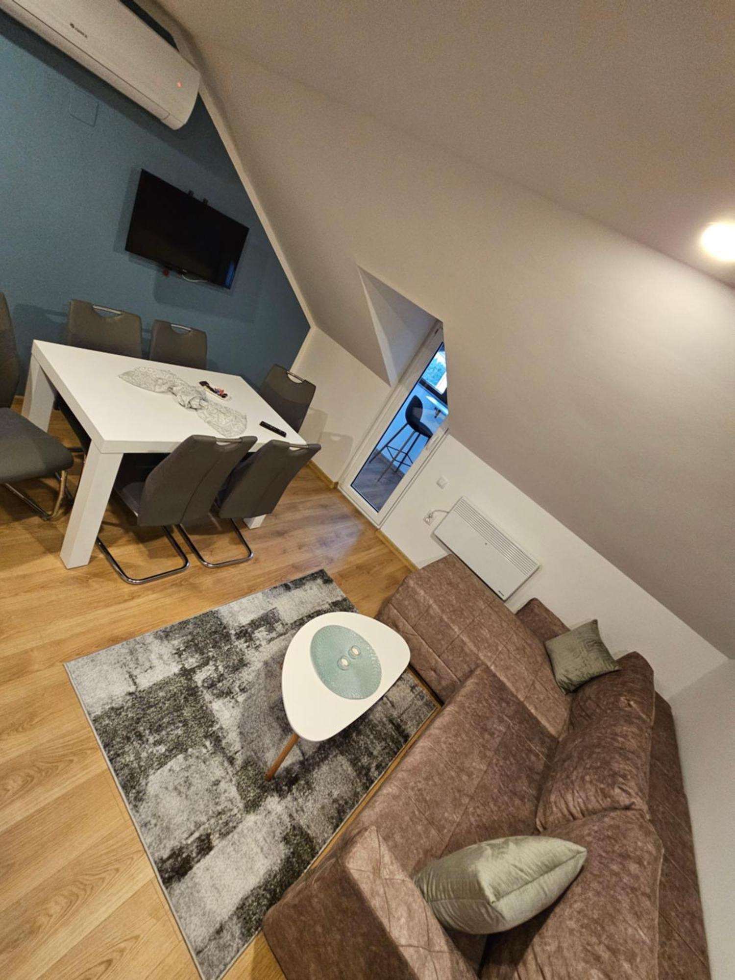 Apartmani Lotus Връдник Екстериор снимка
